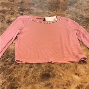 Casual mauve colored sweater